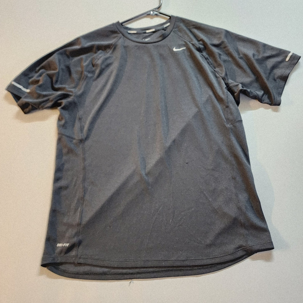 Large Nike Running Dri-Fit T-Shirt Black Vintage Mens Active Wear Short Sleeve