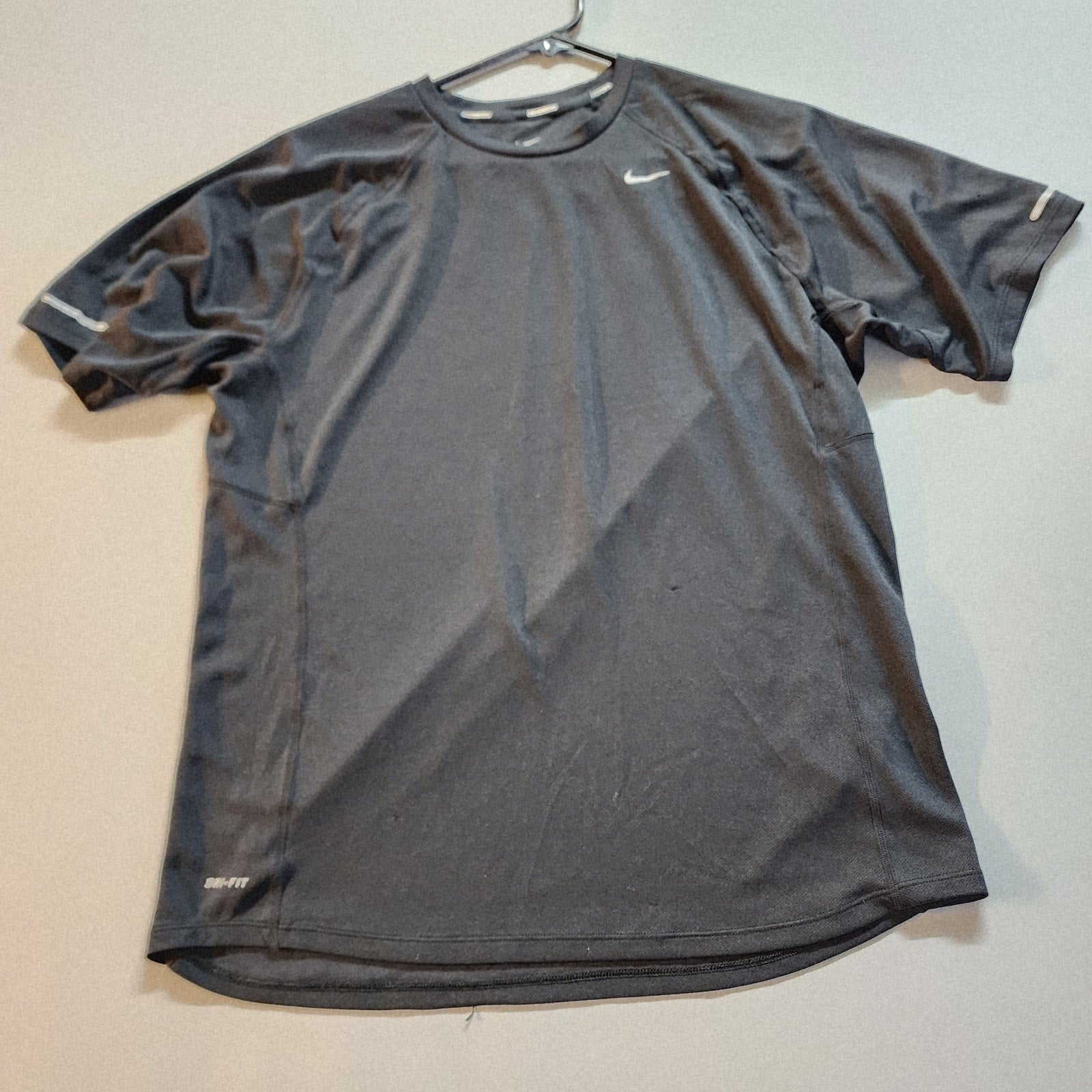 Large Nike Running Dri-Fit T-Shirt Black Vintage Mens Active Wear Short Sleeve
