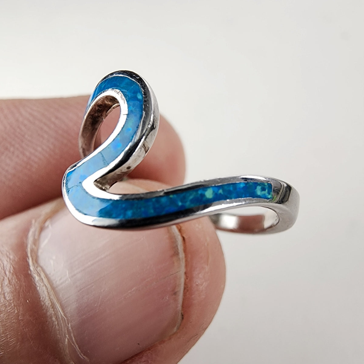 Modernist Opal Inlay Wave Ring Size 6 3/4 in Sterling Silver 925