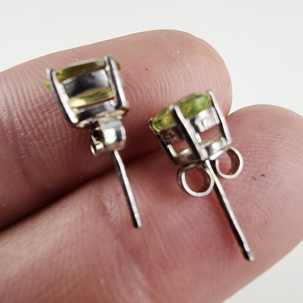 Oval Peridot Birthstone Sterling Silver 925 Stud Earrings Vintage Gemstone