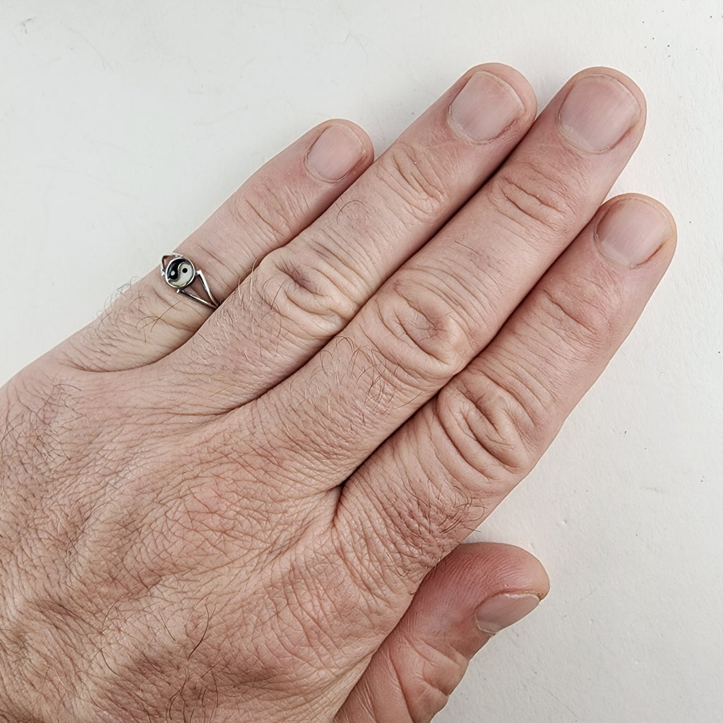 Vintage Yin Yang Enamel Ring Size 6 1/2 in Sterling Silver 925