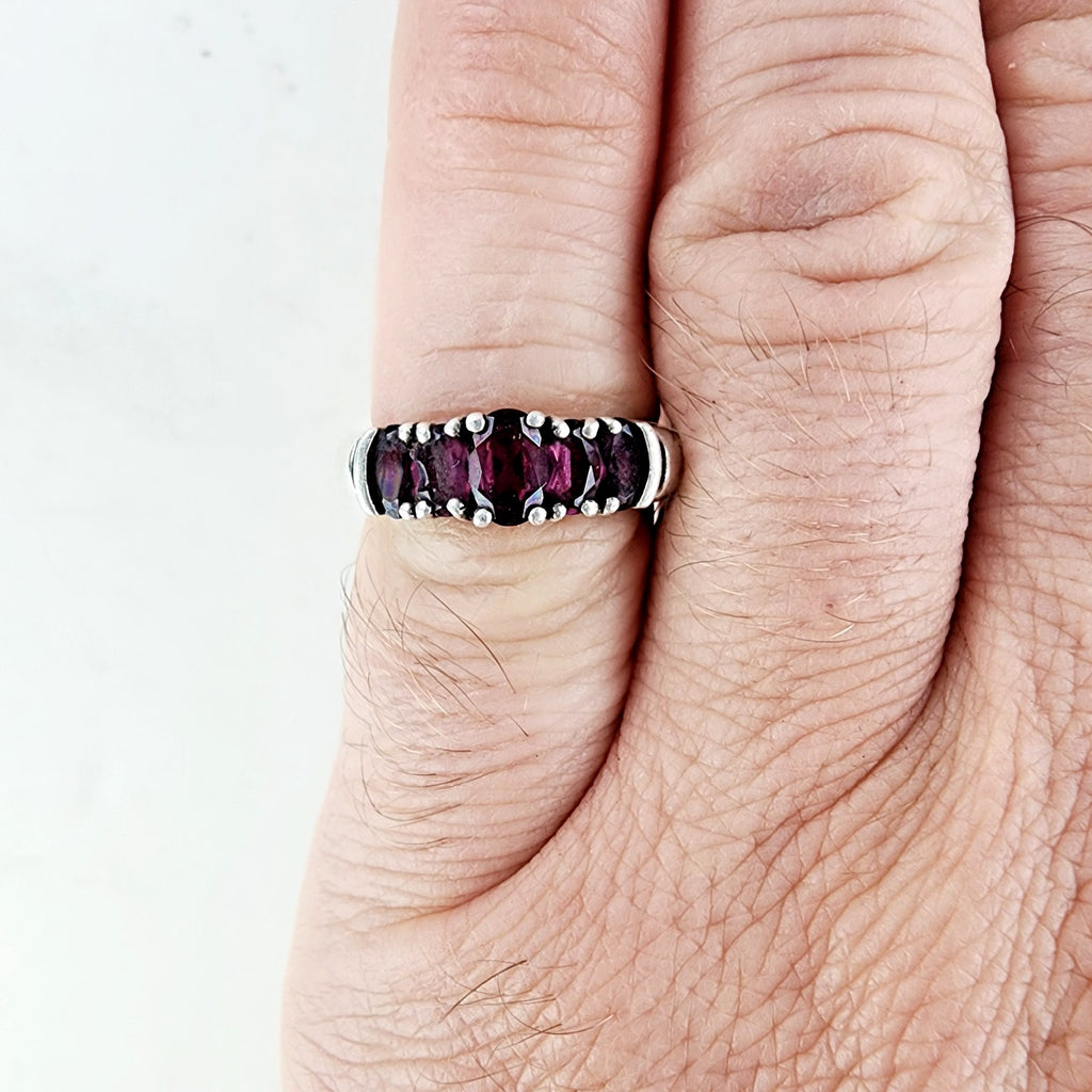 Five Stone Deep Purple Amethyst Ring Size 7 Sterling Silver 925 Vintage