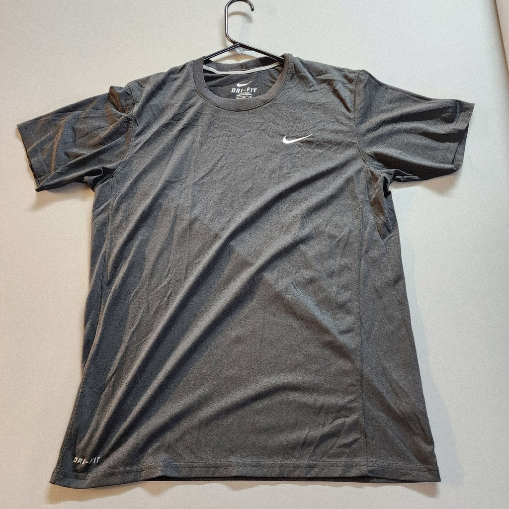Medium Nike Running Dri-Fit T-Shirt Black Vintage Mens Active Wear Short Sleeve