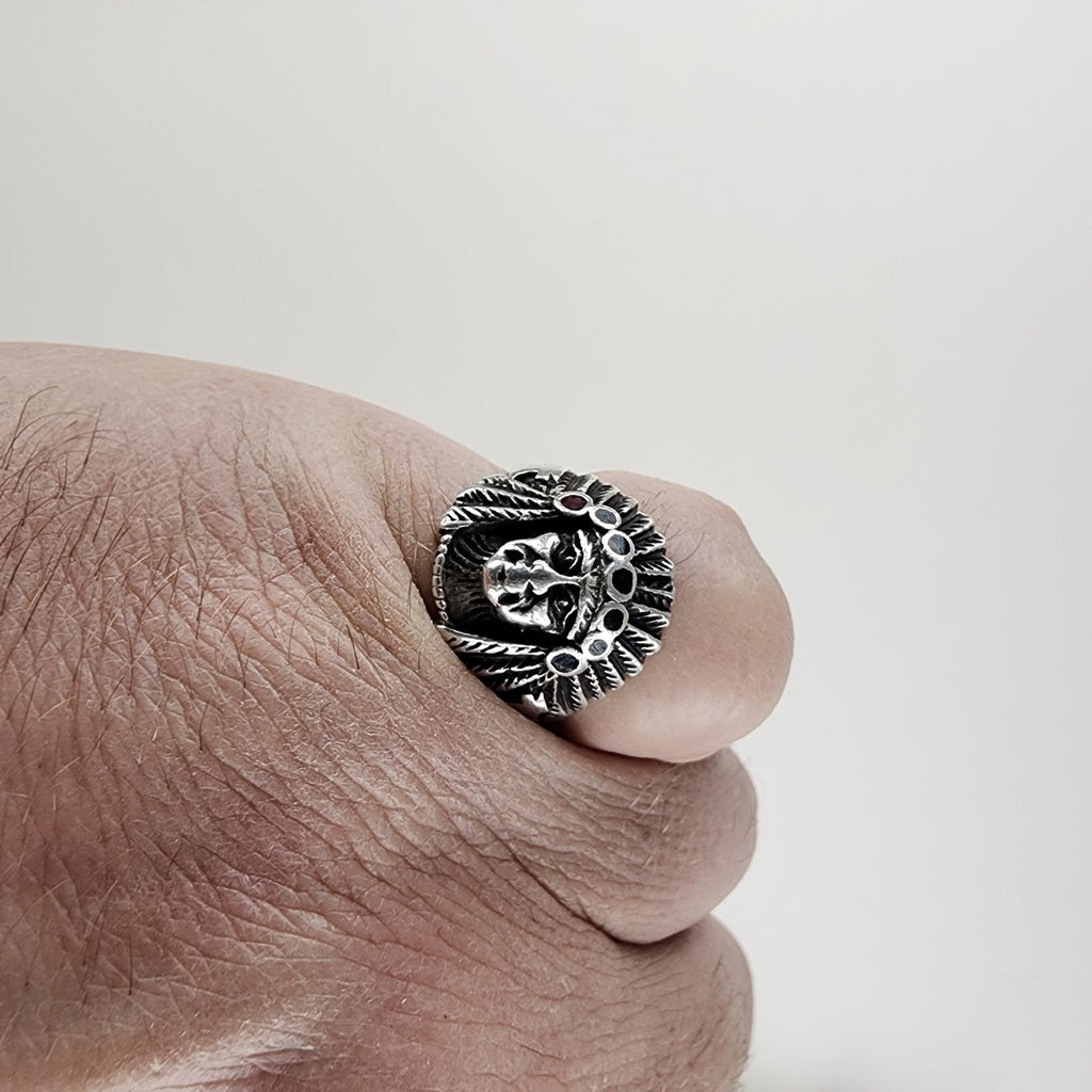 Native American Indian in Headdress Ring Size 8 1/4 Sterling Silver 925 Vintage