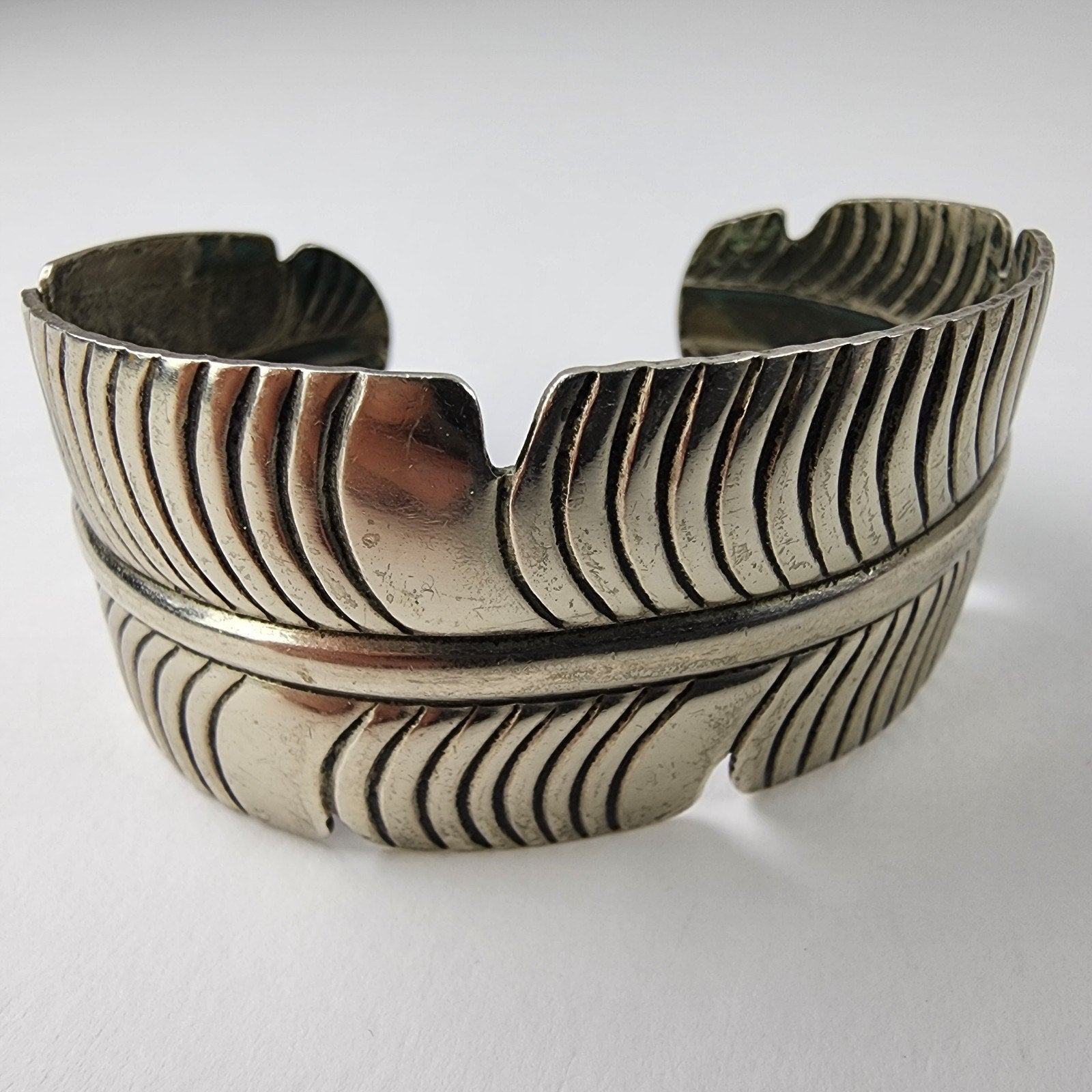7 1/2" Feather Silver Plated Cuff Bracelet Vintage