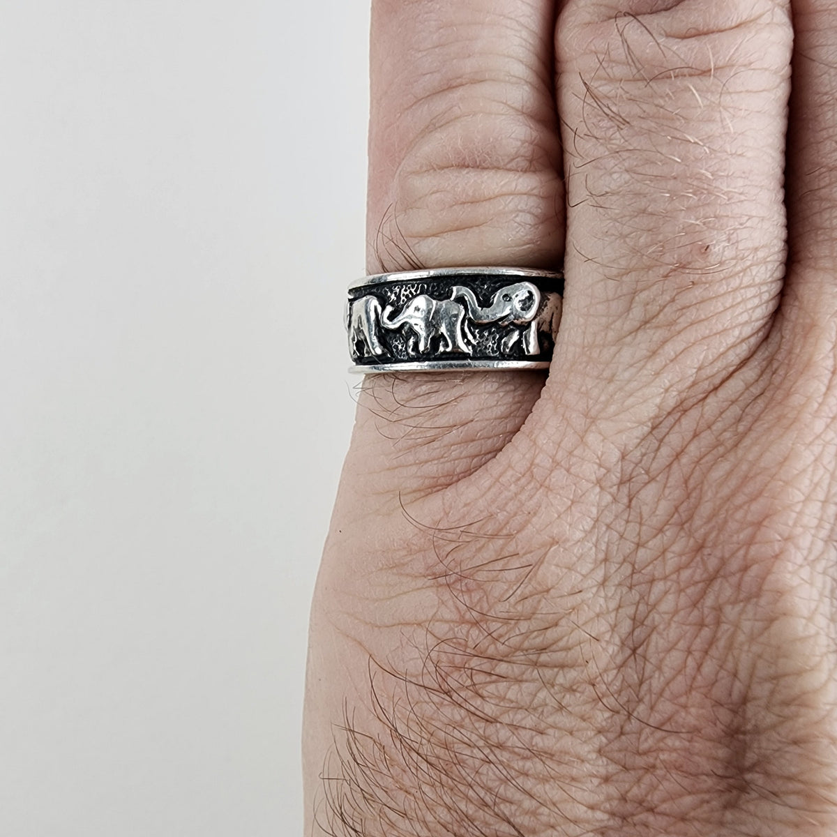 Ted Ott Elephant Eternity Band Ring Size 8 1/4 in Sterling Silver 925