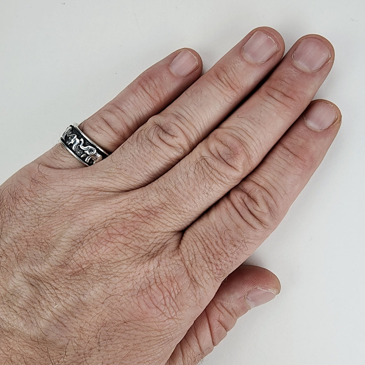 Ted Ott Elephant Eternity Band Ring Size 8 1/4 in Sterling Silver 925