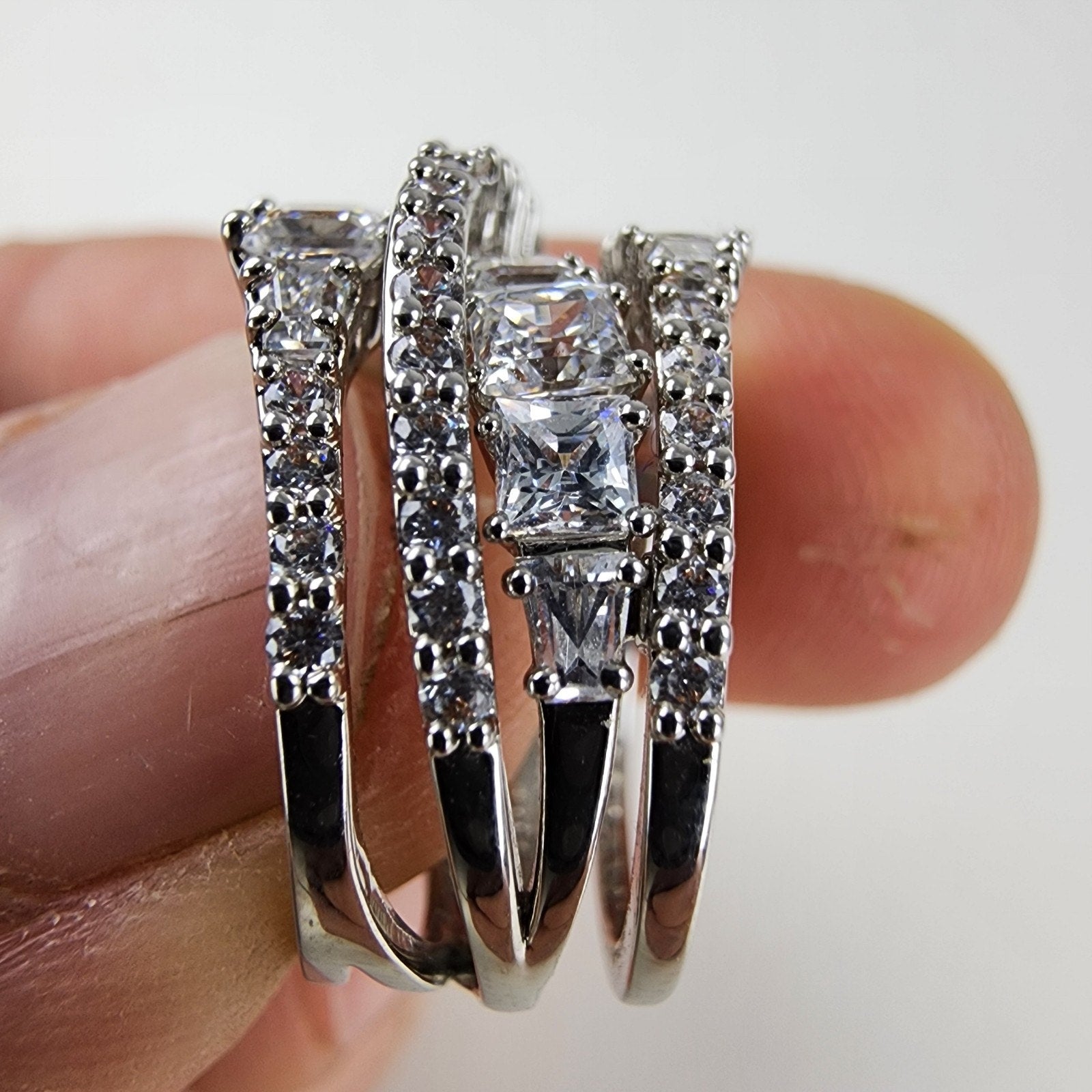 Swarovski Crystal Crossover Band Ring Size 5 1/2 Sterling Silver 925 New
