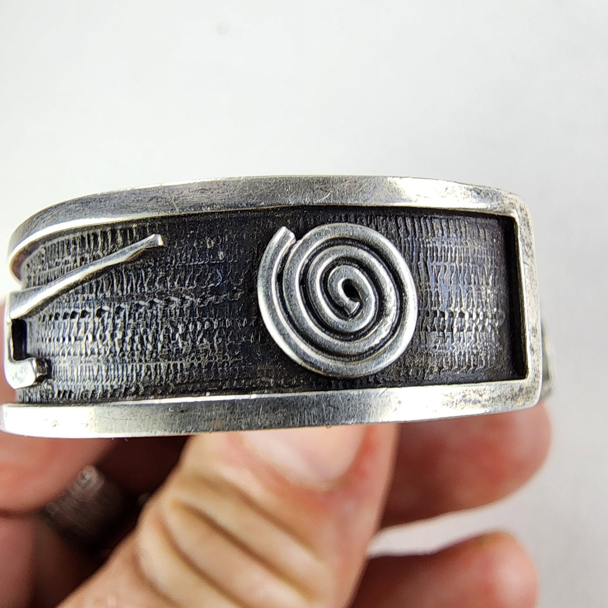 6 1/2" Peru Cuff Bracelet Pre Columbian Symbols Snake Jaguar Sterling Silver 950
