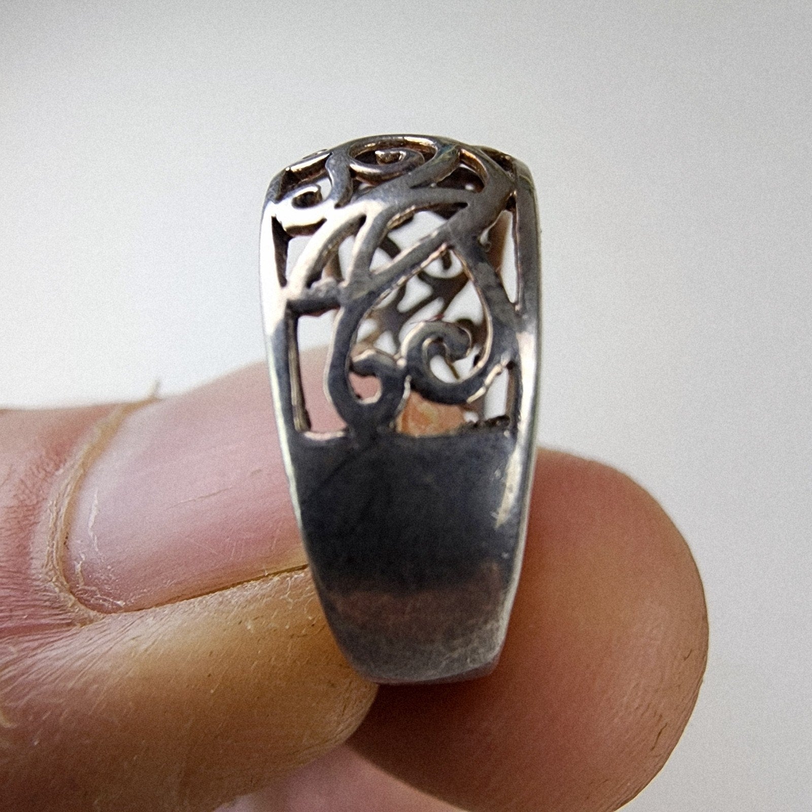 Open Work Filigree Scroll Ring Size 7 Sterling Silver 925 Vintage