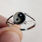 Vintage Yin Yang Enamel Ring Size 6 1/2 in Sterling Silver 925