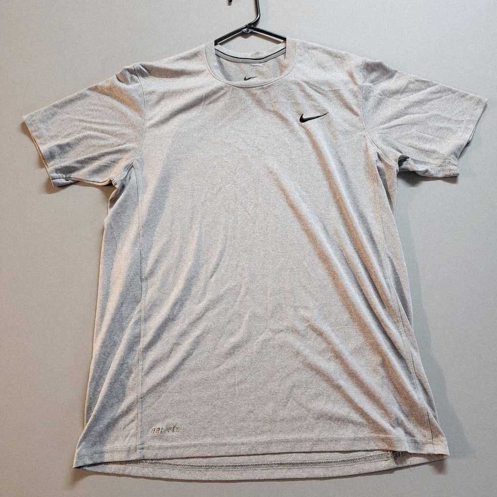 Medium Nike Running Dri-Fit T-Shirt Gray Vintage Mens Active Wear Short Sleeve