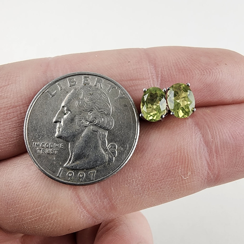 Oval Peridot Birthstone Sterling Silver 925 Stud Earrings Vintage Gemstone