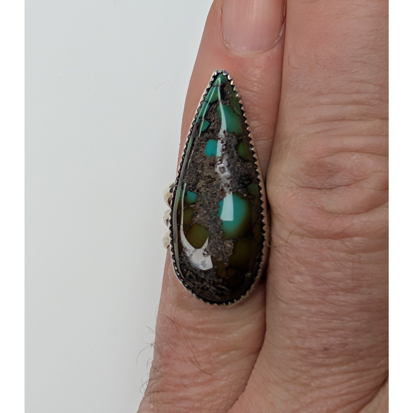 Royston Turquoise Sterling Silver 925 Native Ring Size 7 by Ruben Castillo