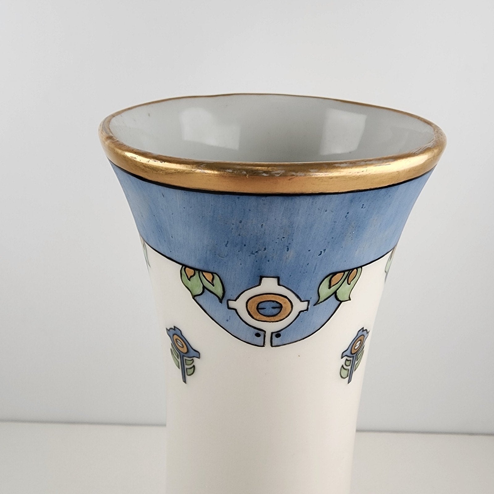 11" Art Nouveau Porcelain Trumpet Vase Elsa Marshall for Bavaria