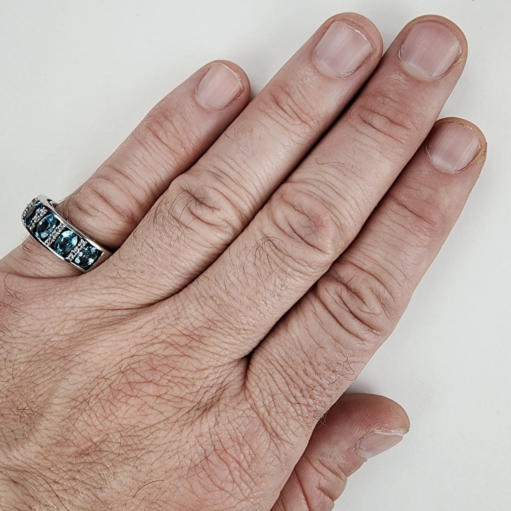 Swiss Blue Topaz Five Stone Ring Size 9 in Sterling Silver 925