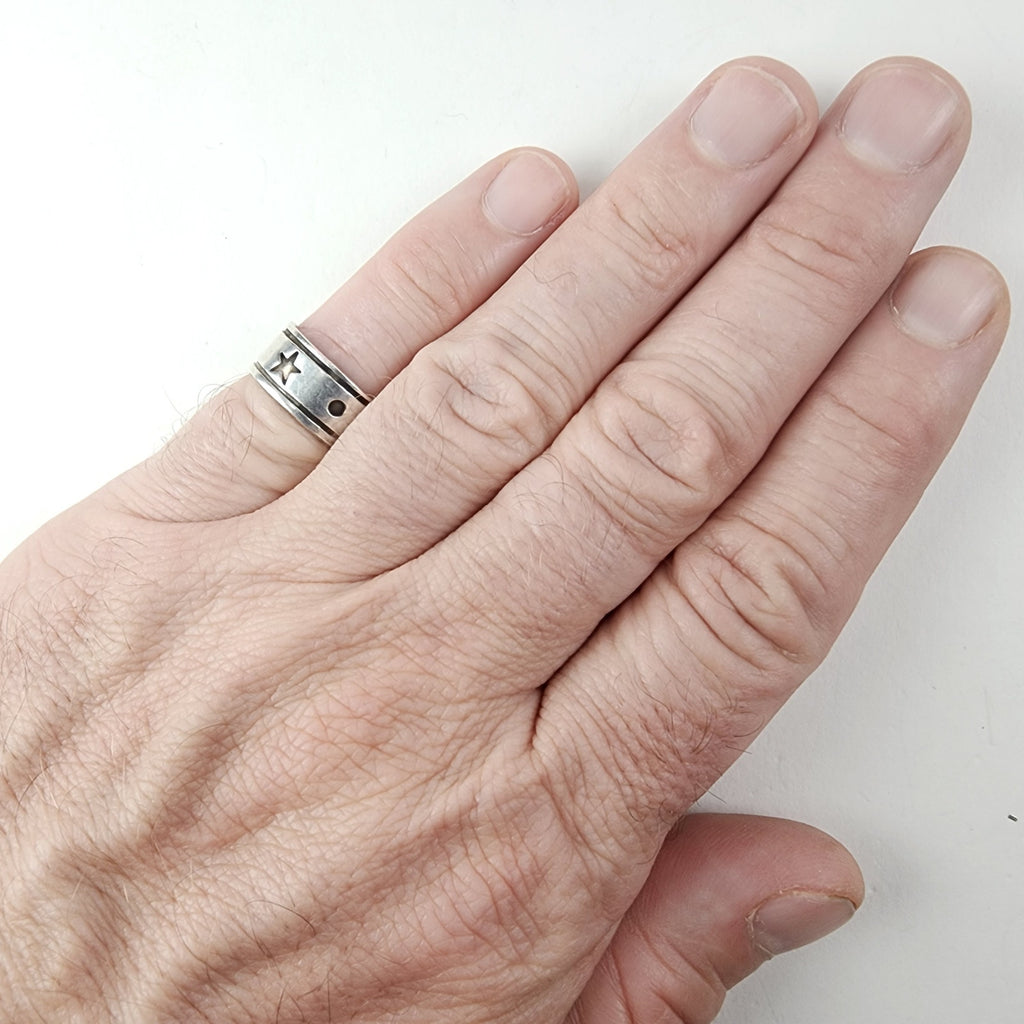 Vintage Star Band Ring Size 7 1/2 in Sterling Silver 925