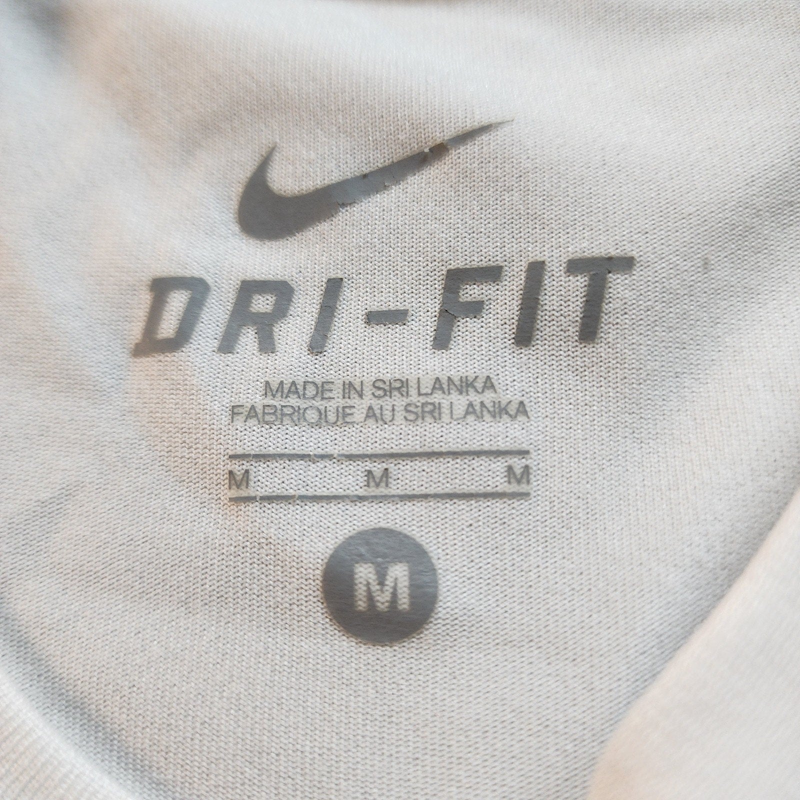 Medium Nike Running Dri-Fit T-Shirt White Vintage Mens Active Wear Sleeveless