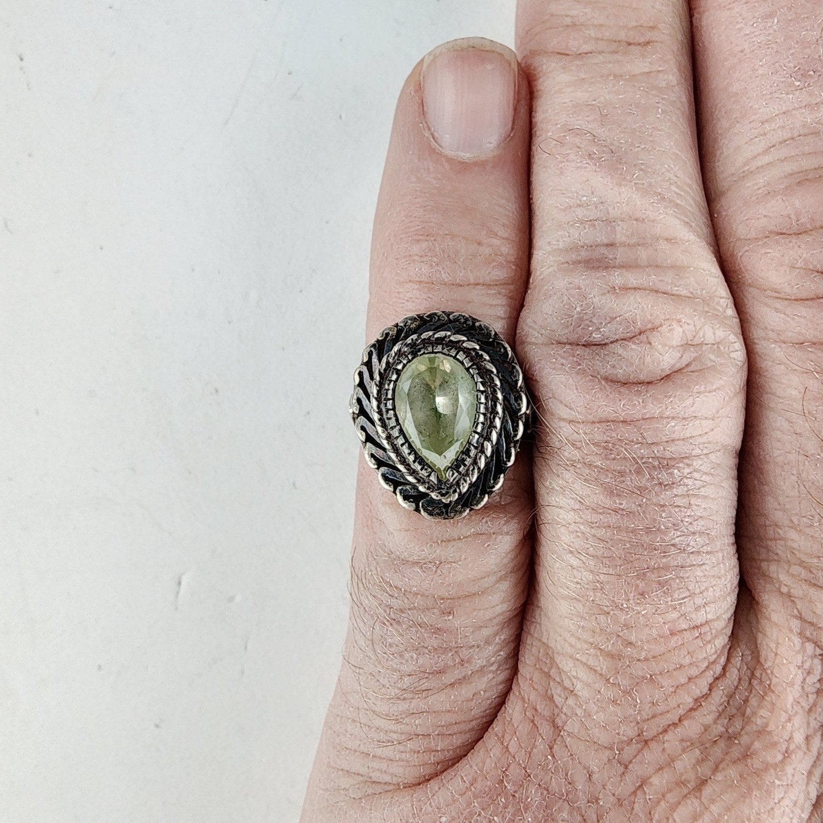 Vintage Peridot Pear Shaped Twisted Wire Ring Size 6 1/2 Sterling Silver 925