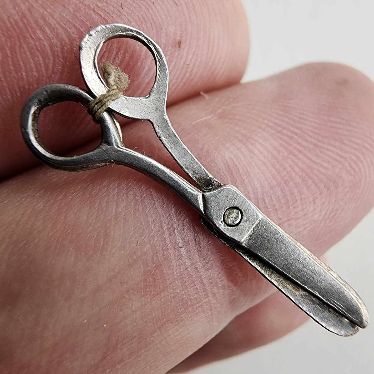 Vintage Working Scissors Charm in Sterling Silver 925