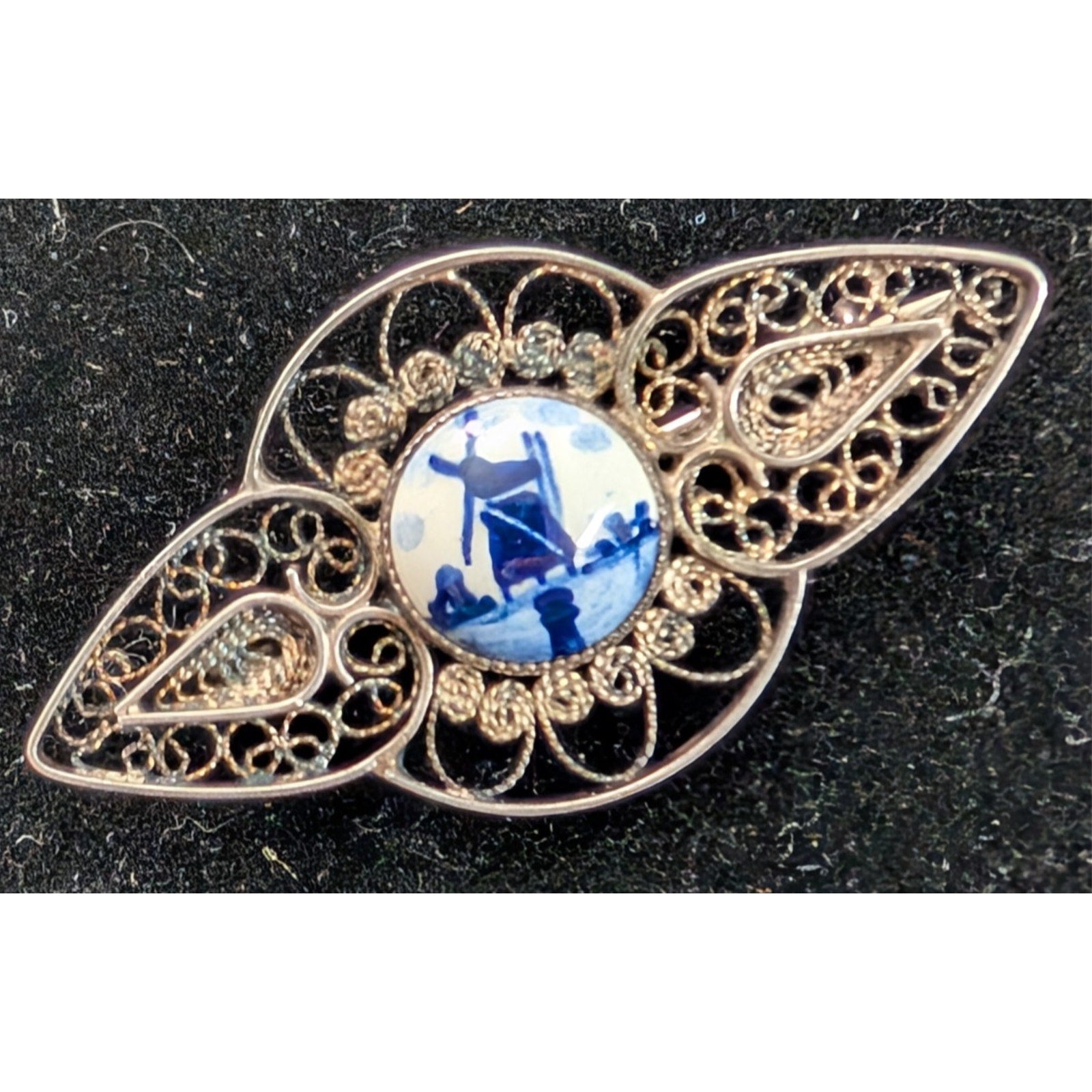 DEFLT Porcelain Filigree Brooch Sterling Silver 925 Antique Pin