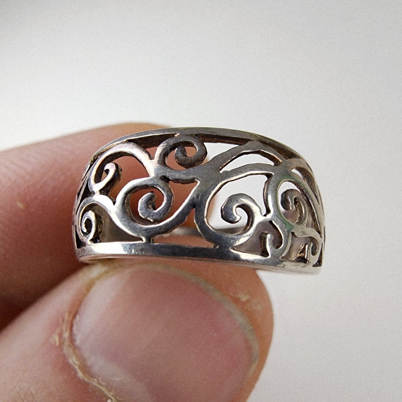 Open Work Filigree Scroll Ring Size 7 Sterling Silver 925 Vintage