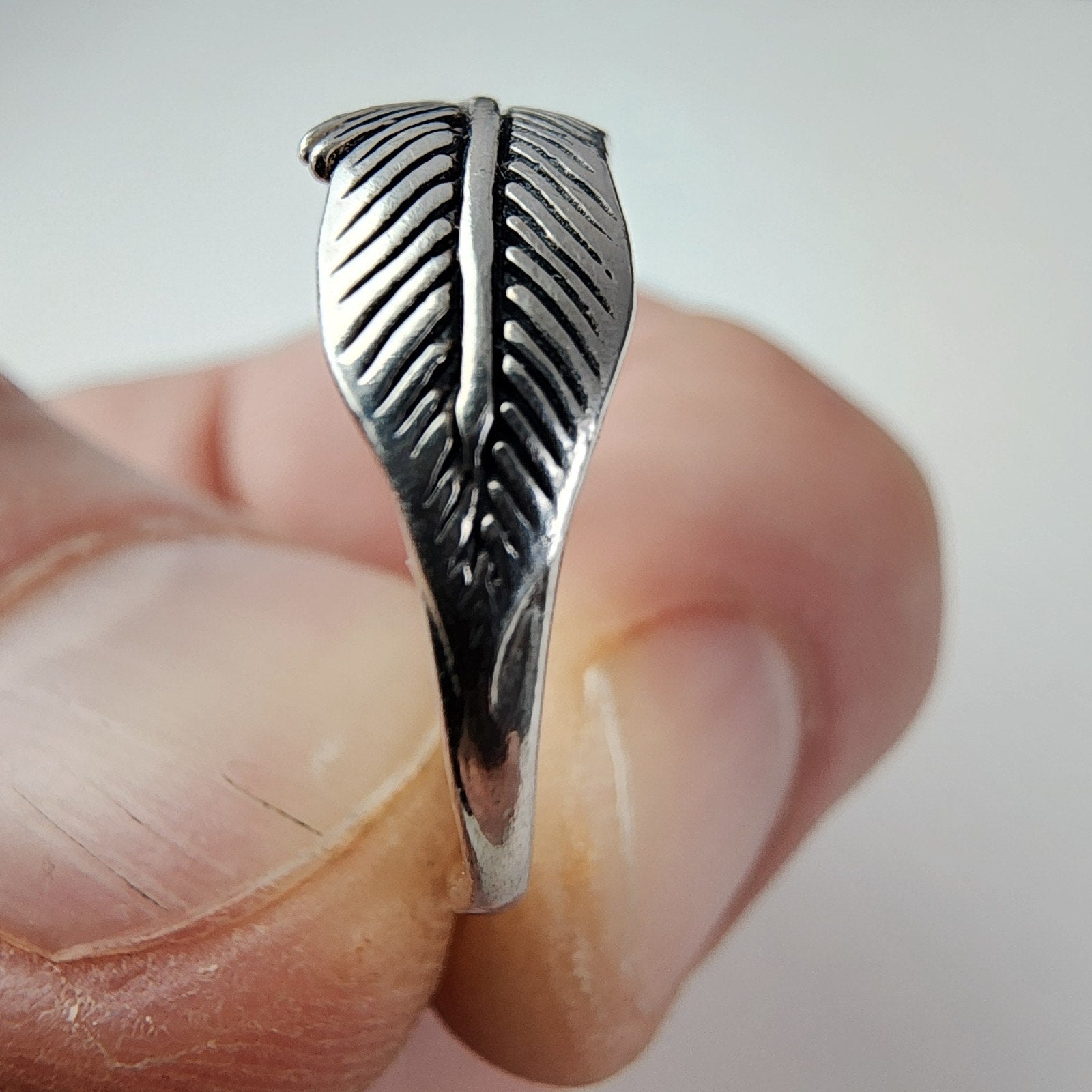 Feather Band Ring Size 7 3/4 Sterling Silver 925 Vintage