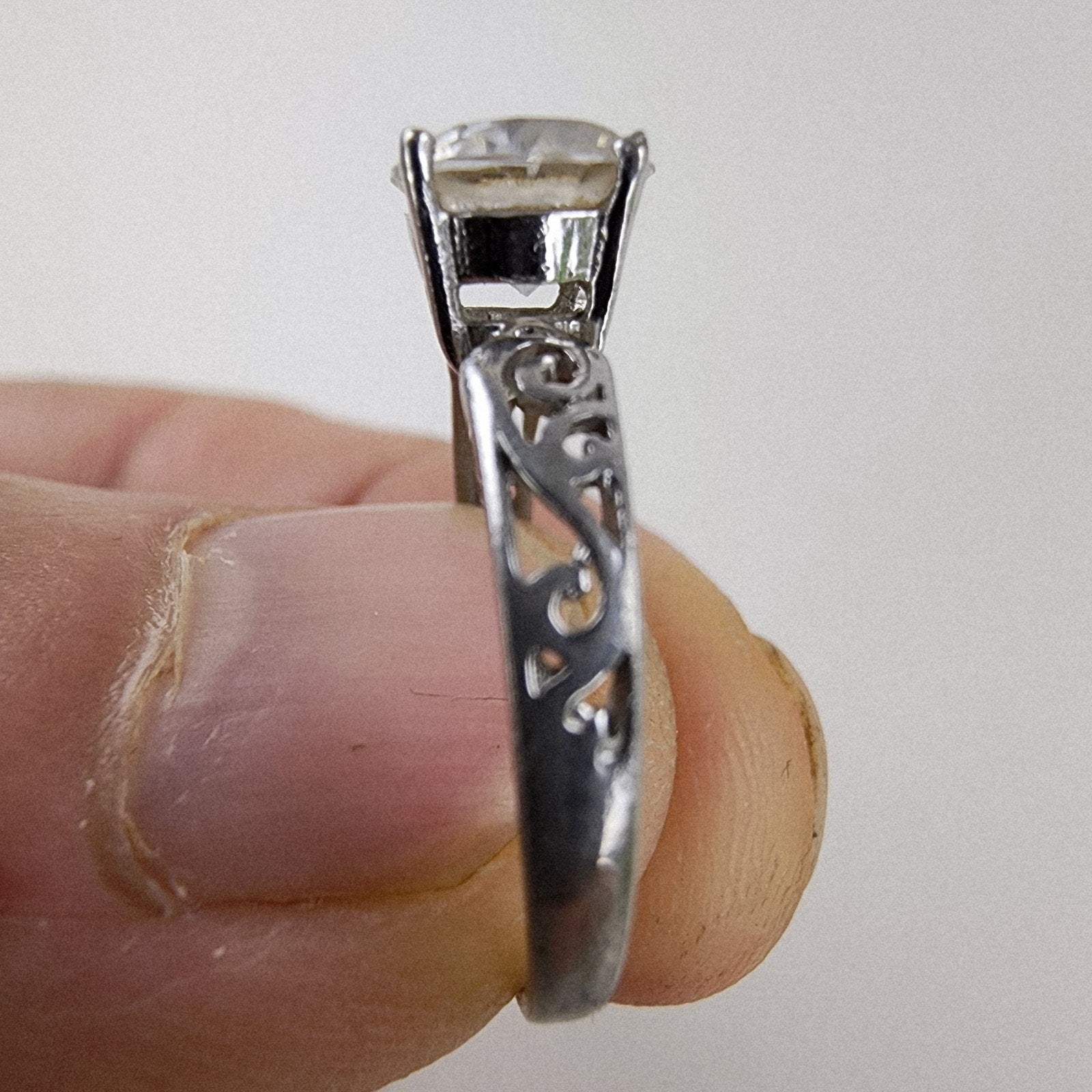 Solitaire Filigree Scrollwork Ring Size 8 Sterling Silver 925 Vintage