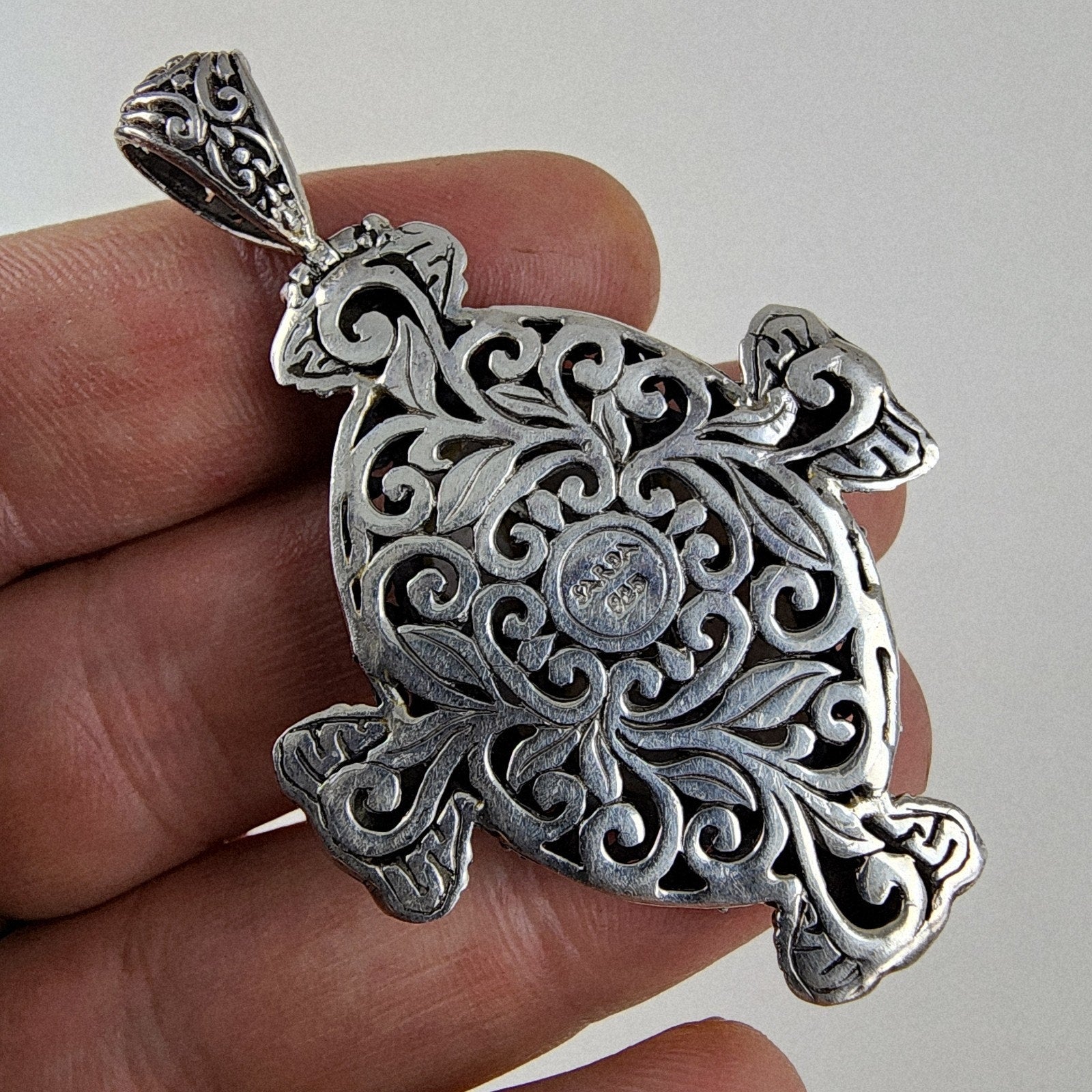 Sarda Mother of Pearl Elephant Designer Pendant Sterling Silver 925 Vintage Bali