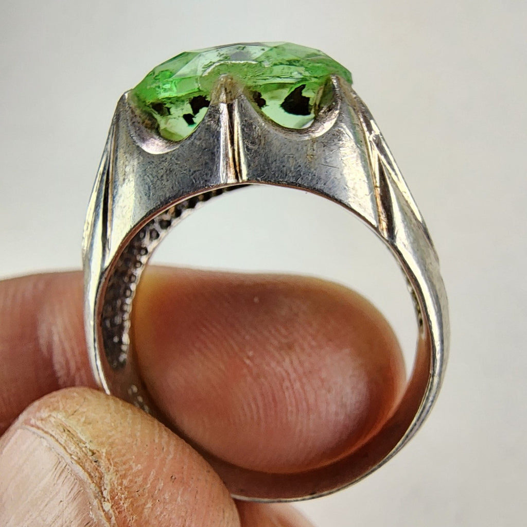 Prong Set Green Stone Ring Size 11 1/2 Sterling Silver 925 Vintage
