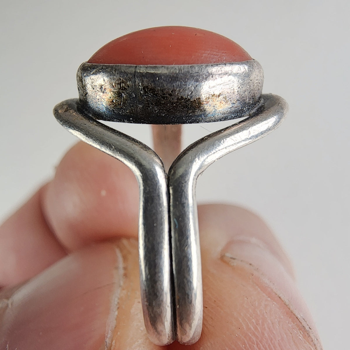 Vintage Coral Cabochon Ring Size 7 1/2 in Sterling Silver 925