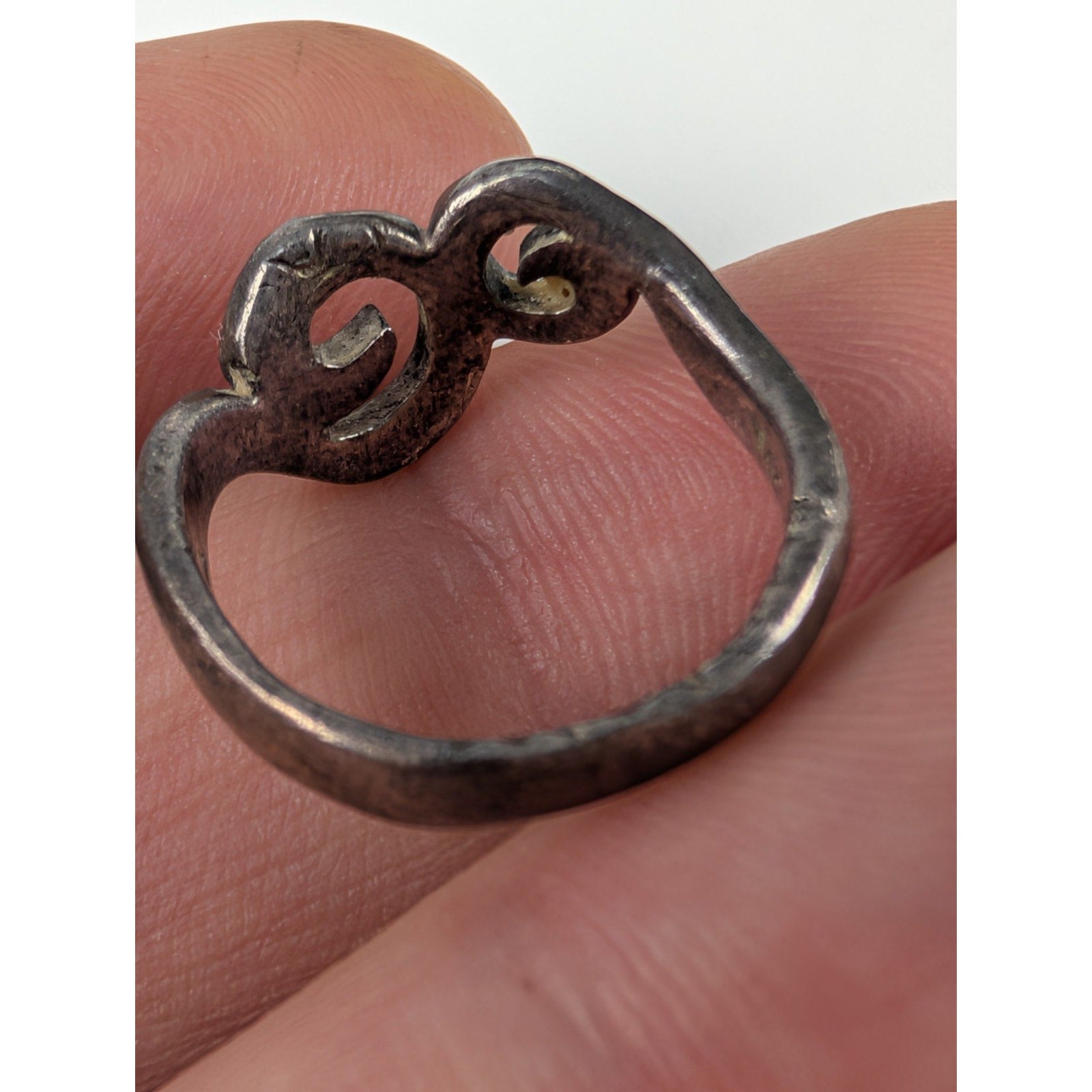 Vintage Thai Scrollwork Sterling Silver 925 Ring Size 5 1/2