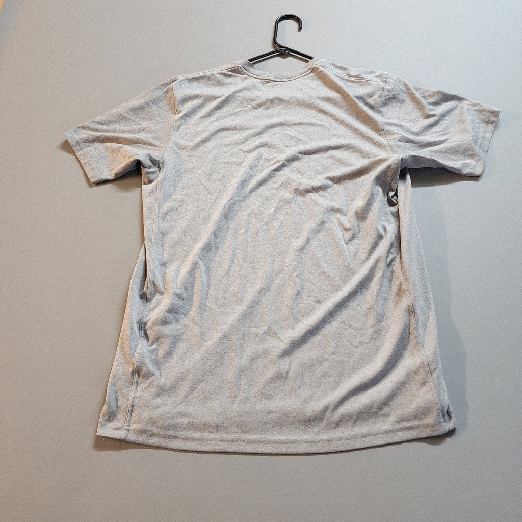 Medium Nike Running Dri-Fit T-Shirt Gray Vintage Mens Active Wear Short Sleeve