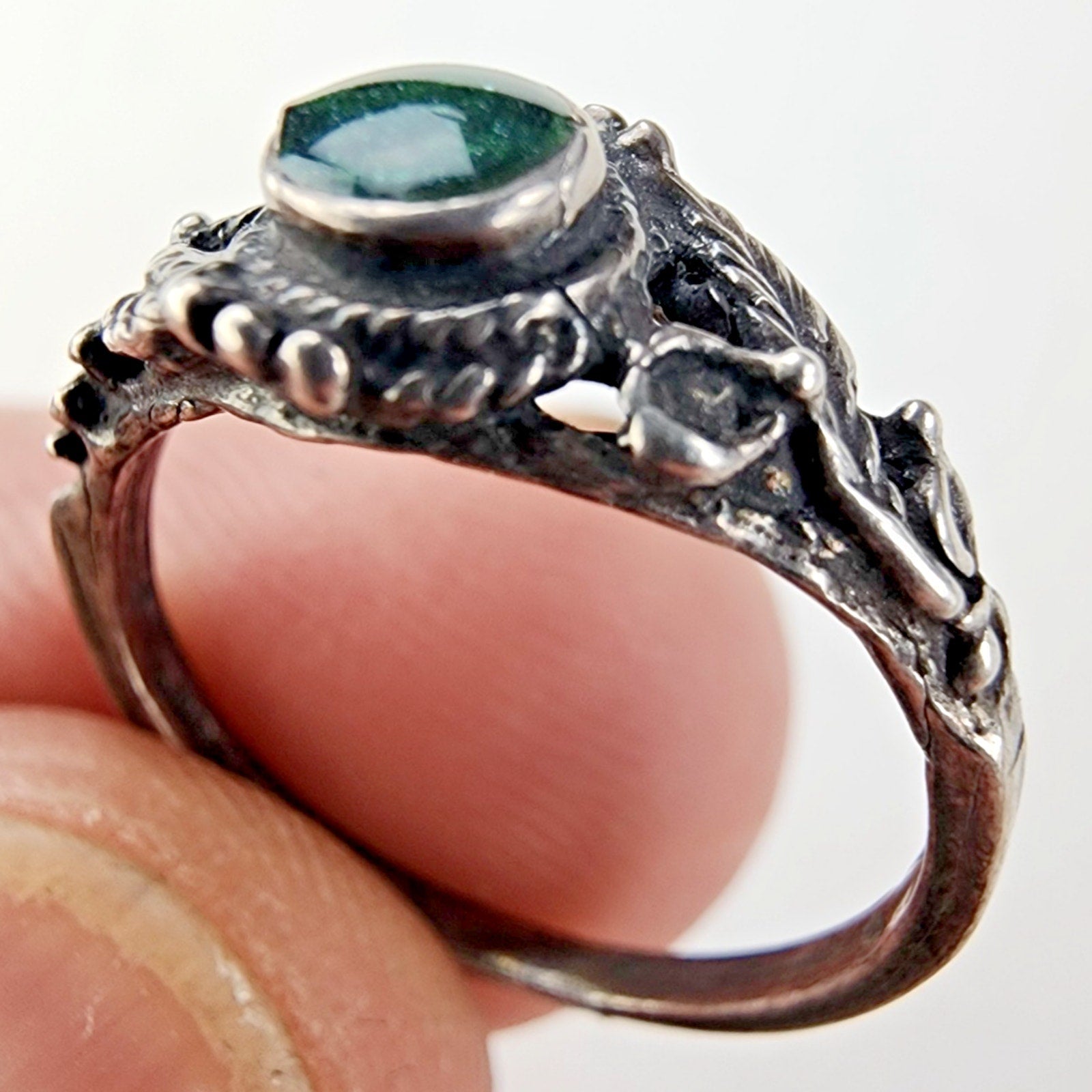 Green Sparkle Enamel Ring Size 5 1/4 Sterling Silver 925 Vintage