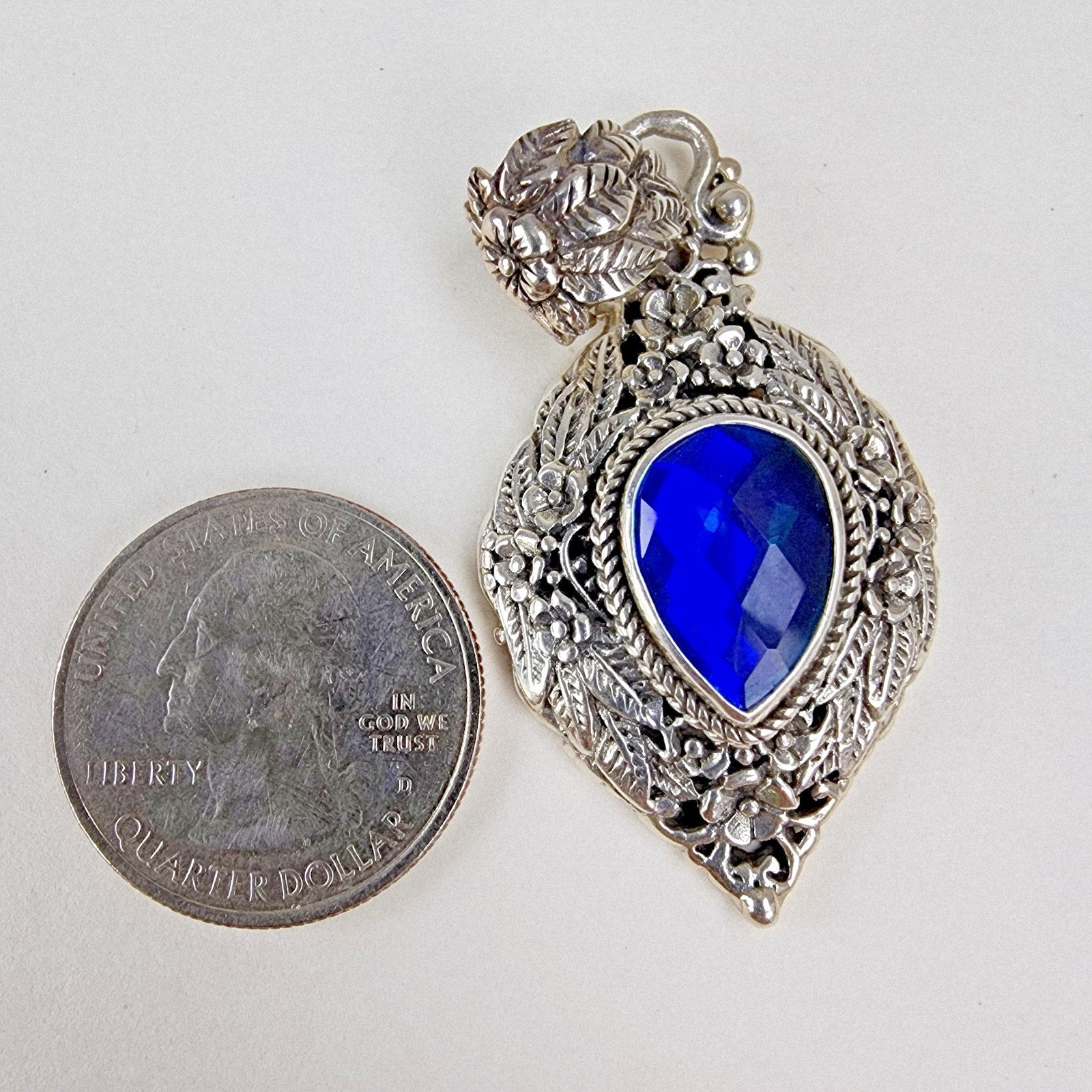 Sarda Caribbean Quartz Pariba Blue Pendant Sterling Silver 925 Vintage Bali