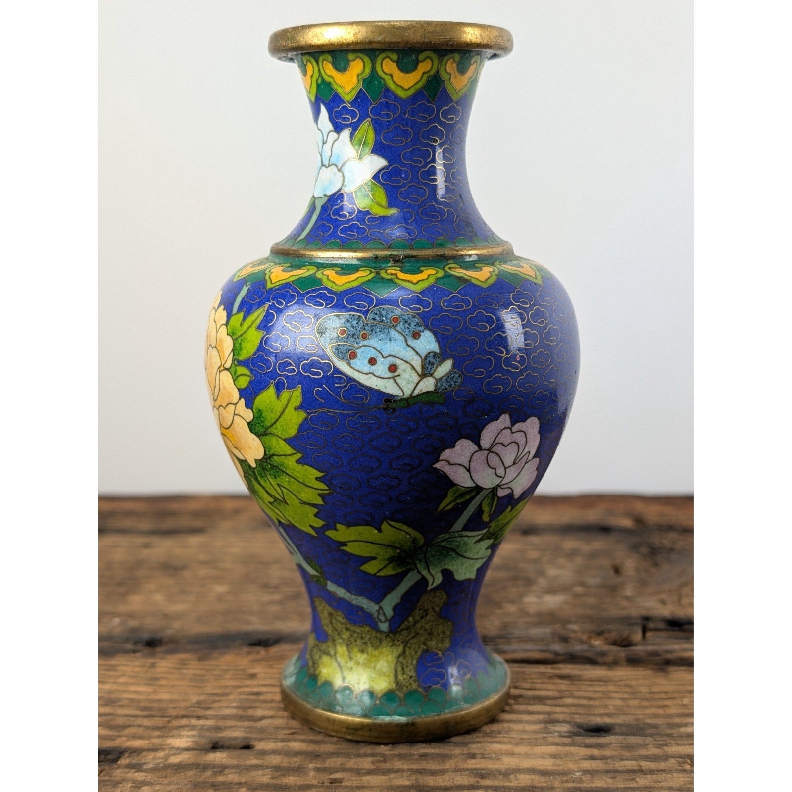 Vintage Chinese Cloisonne Vase 6" with Floral Decoration