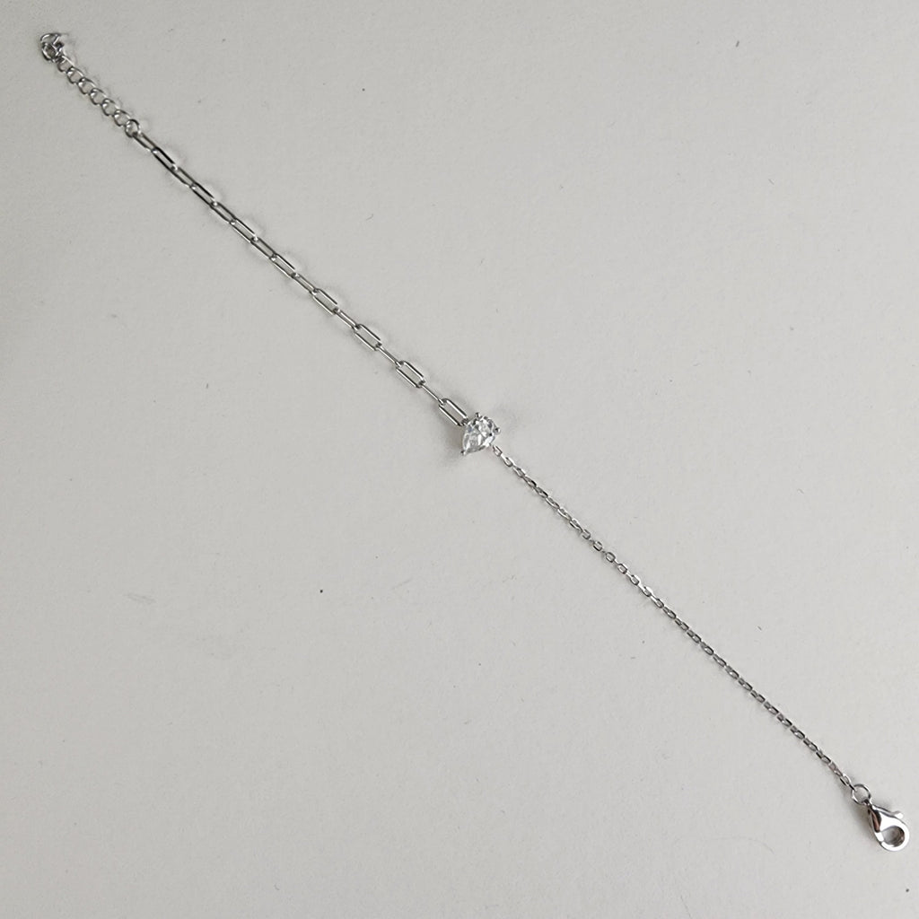 Pear Cut Moissanite Adjustable Bracelet in Sterling Silver 925 VVS1