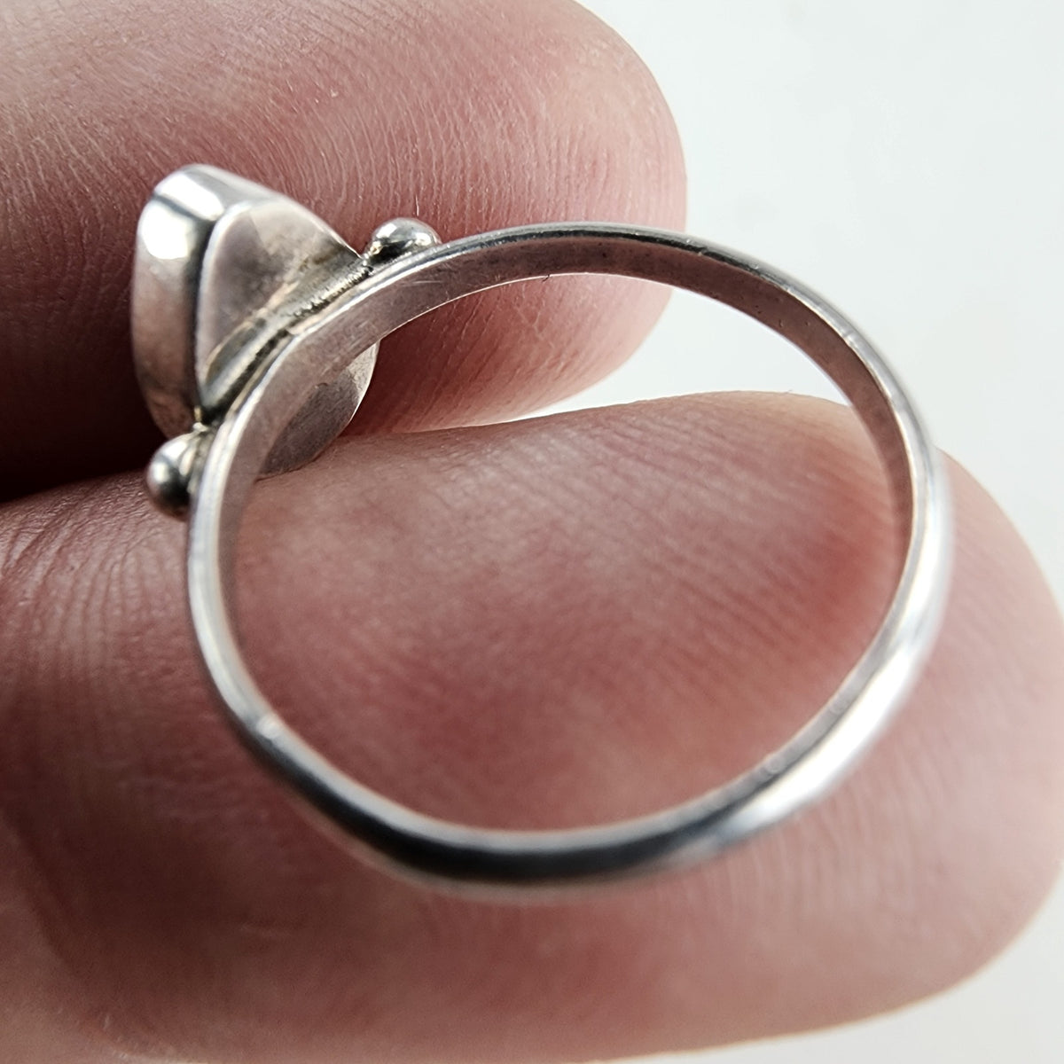 Vintage Garnet Shadowbox Ring Size 5 1/4 in Sterling Silver 925