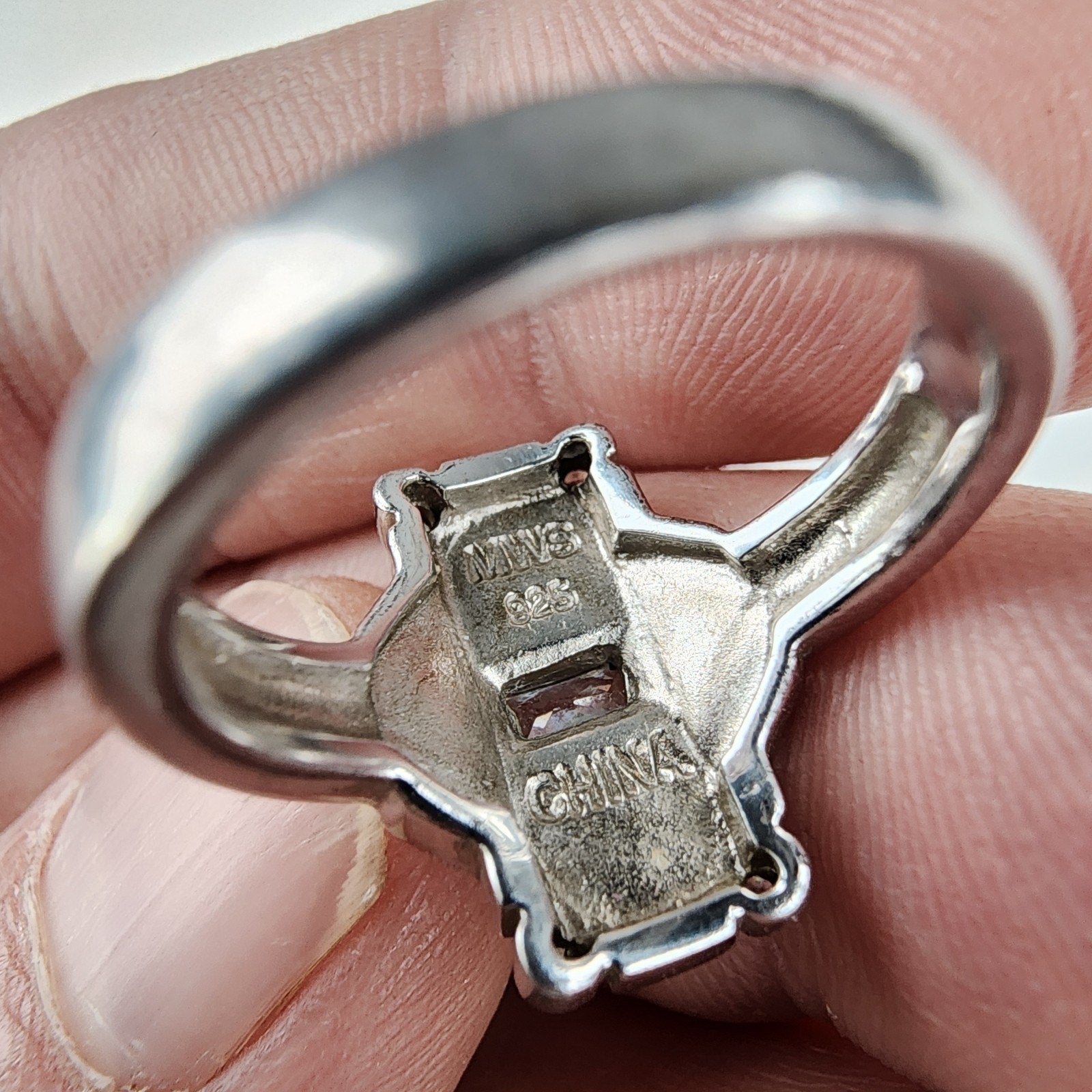 Art Deco Revival Sterling Silver 925 Cocktail Ring Size 7