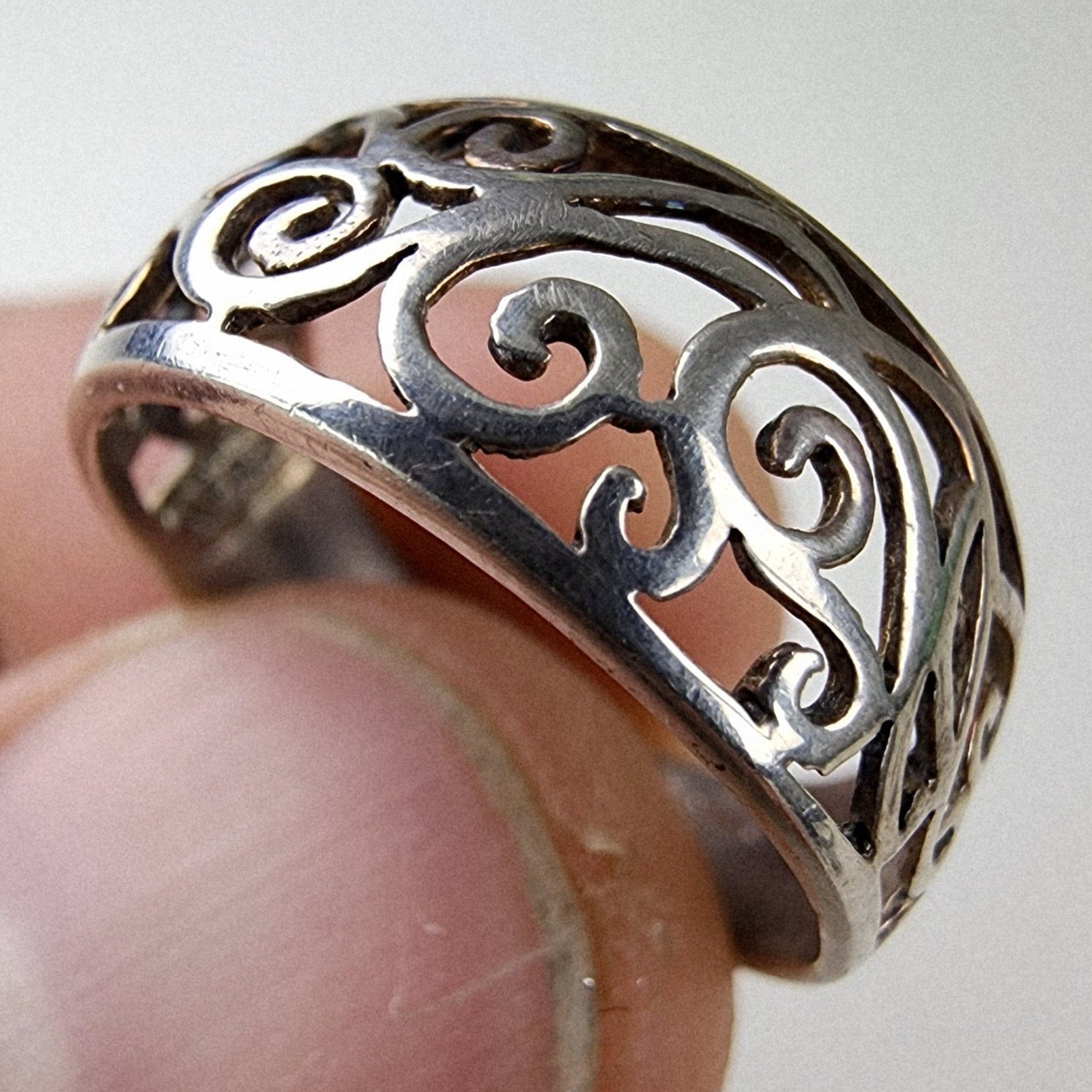 Open Work Filigree Scroll Ring Size 7 Sterling Silver 925 Vintage