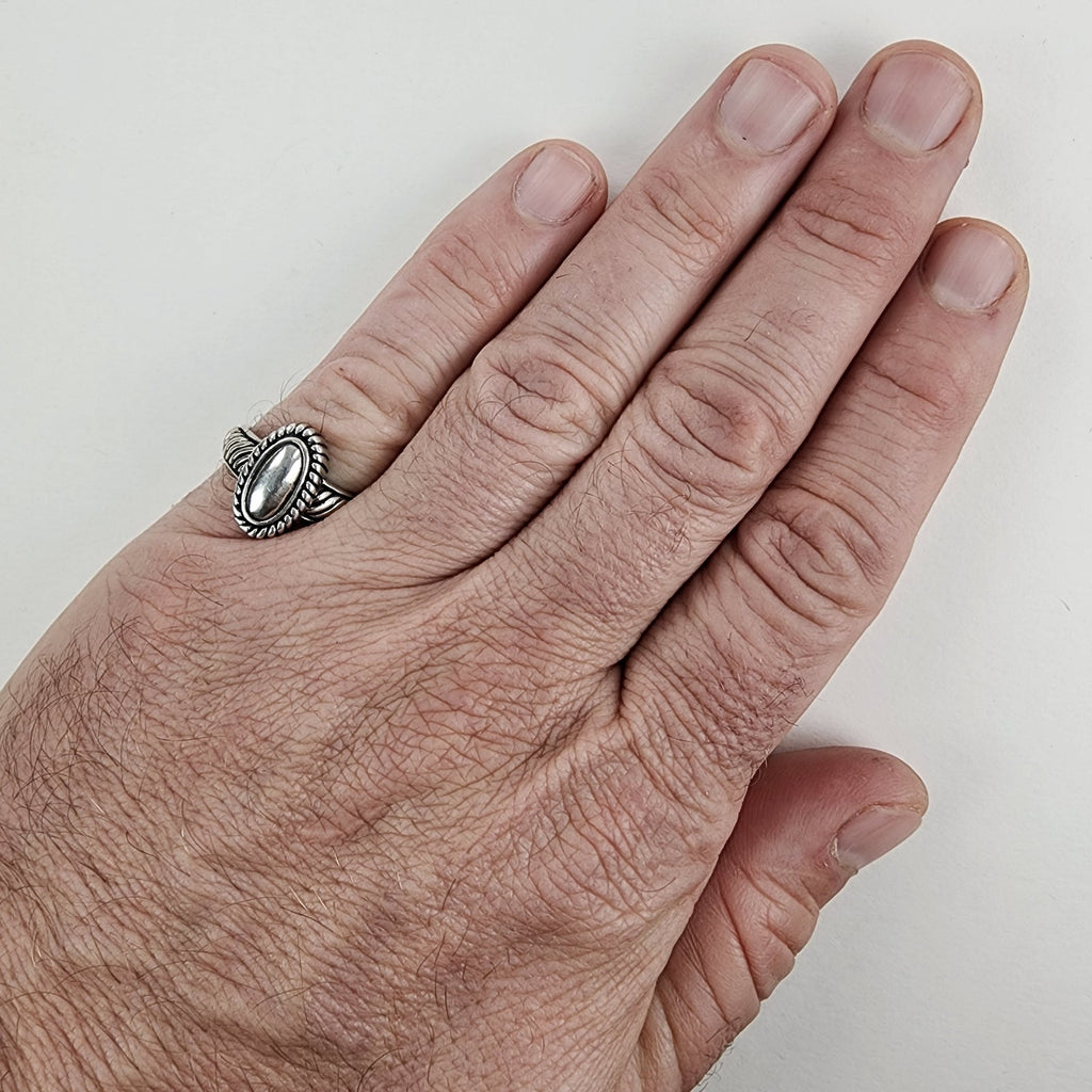Vintage Brighton Twisted Wire Shield Ring Size 8 1/2 in Sterling Silver 925