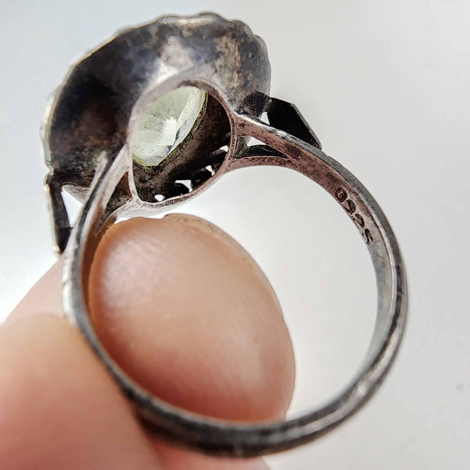 Vintage Peridot Pear Shaped Twisted Wire Ring Size 6 1/2 Sterling Silver 925