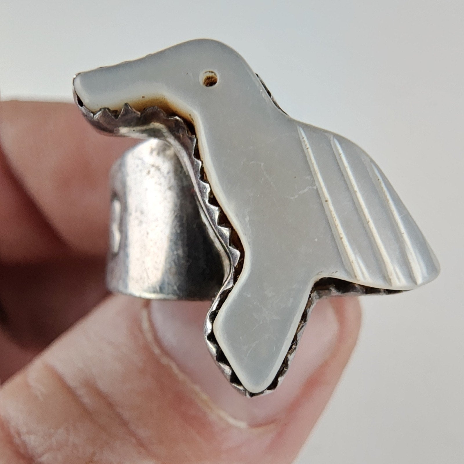 Native Mother of Pearl Bird Fetish Ring Size 9 1/2 Sterling Silver 925 Vintage