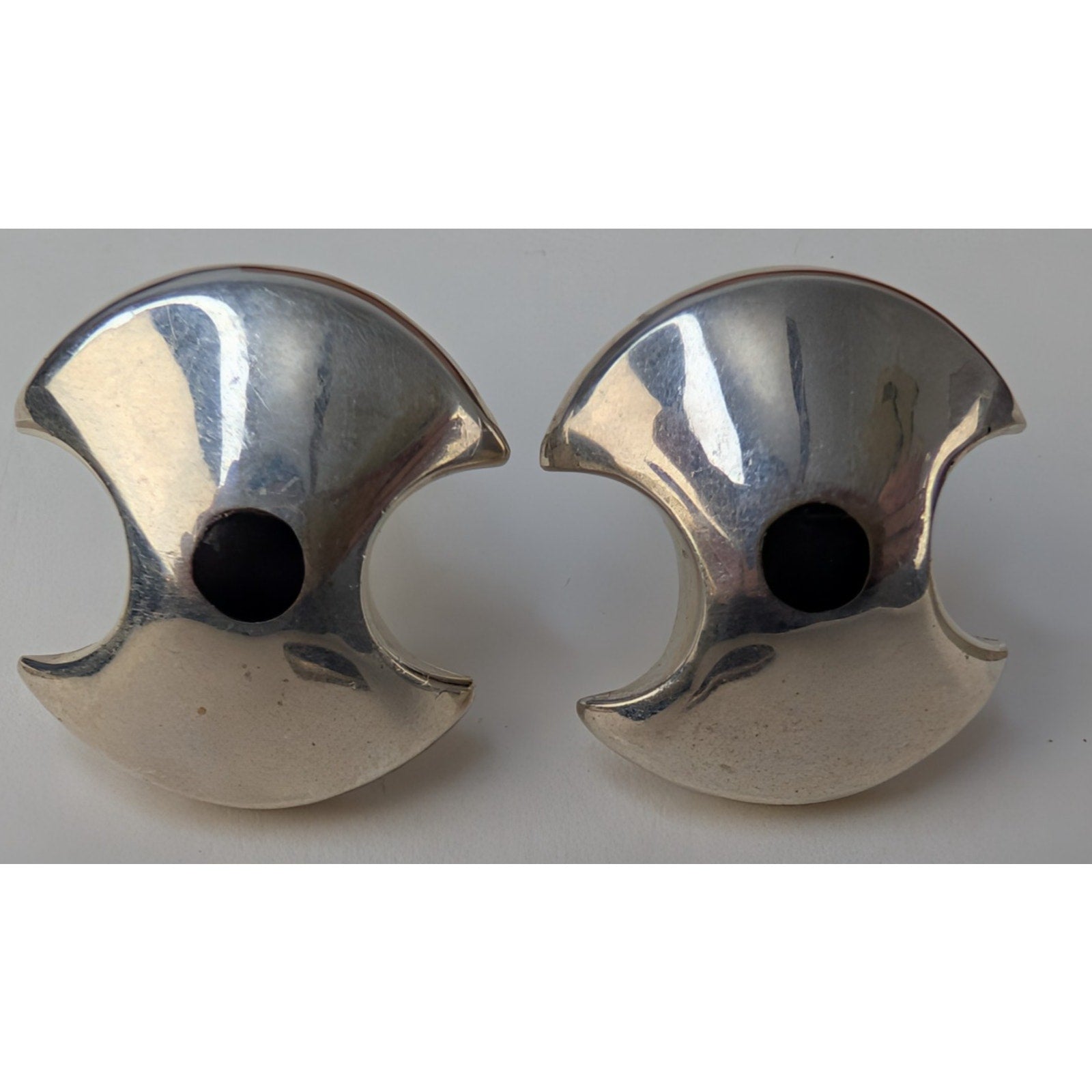 Modernist Scalloped Mexico  Sterling Silver 925 Clip On Earrings 13g