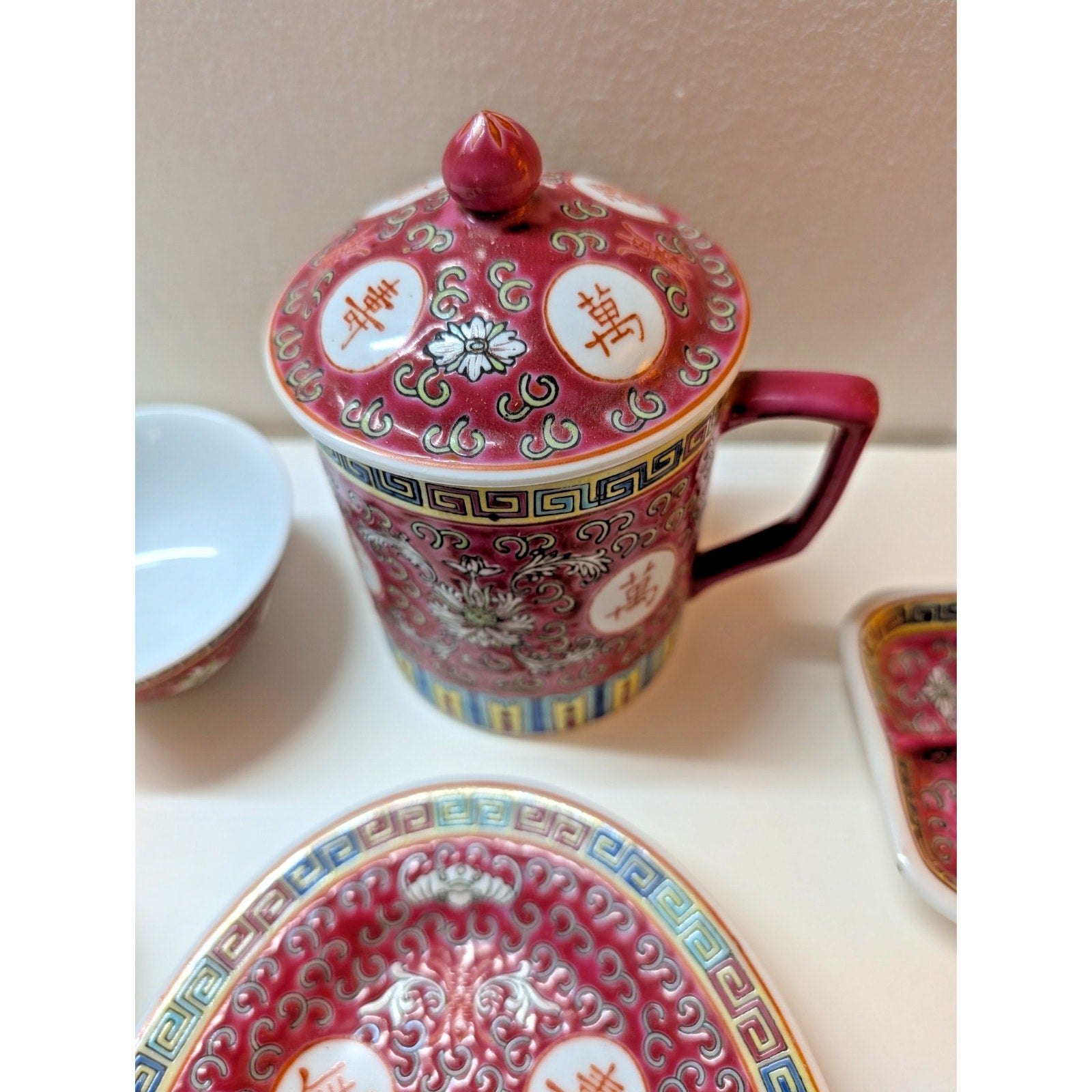 Chinese Famille Rose Mun Shou Porcelain Longevity 7 Piece Vanity Set MCM