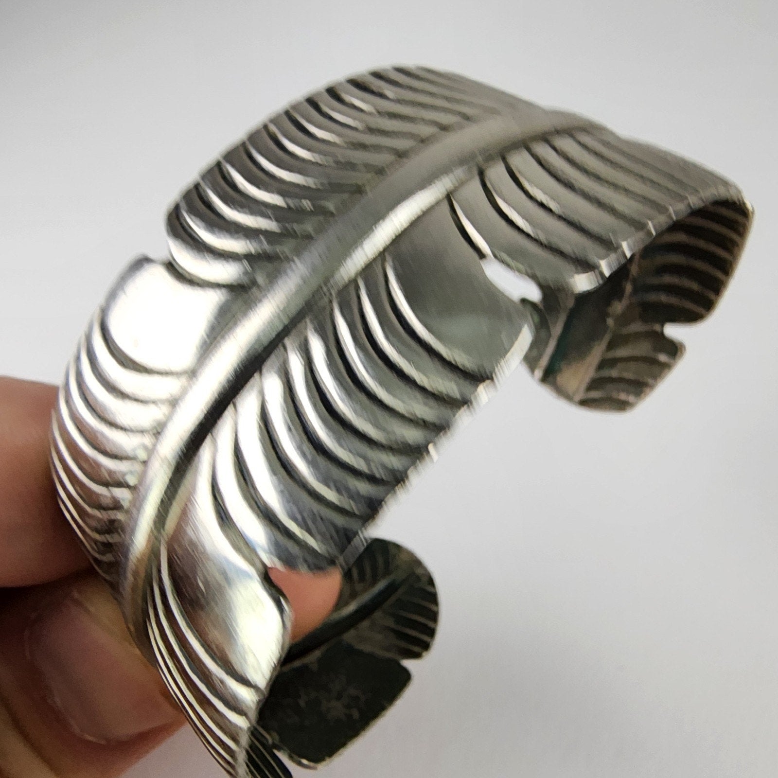 7 1/2" Feather Silver Plated Cuff Bracelet Vintage