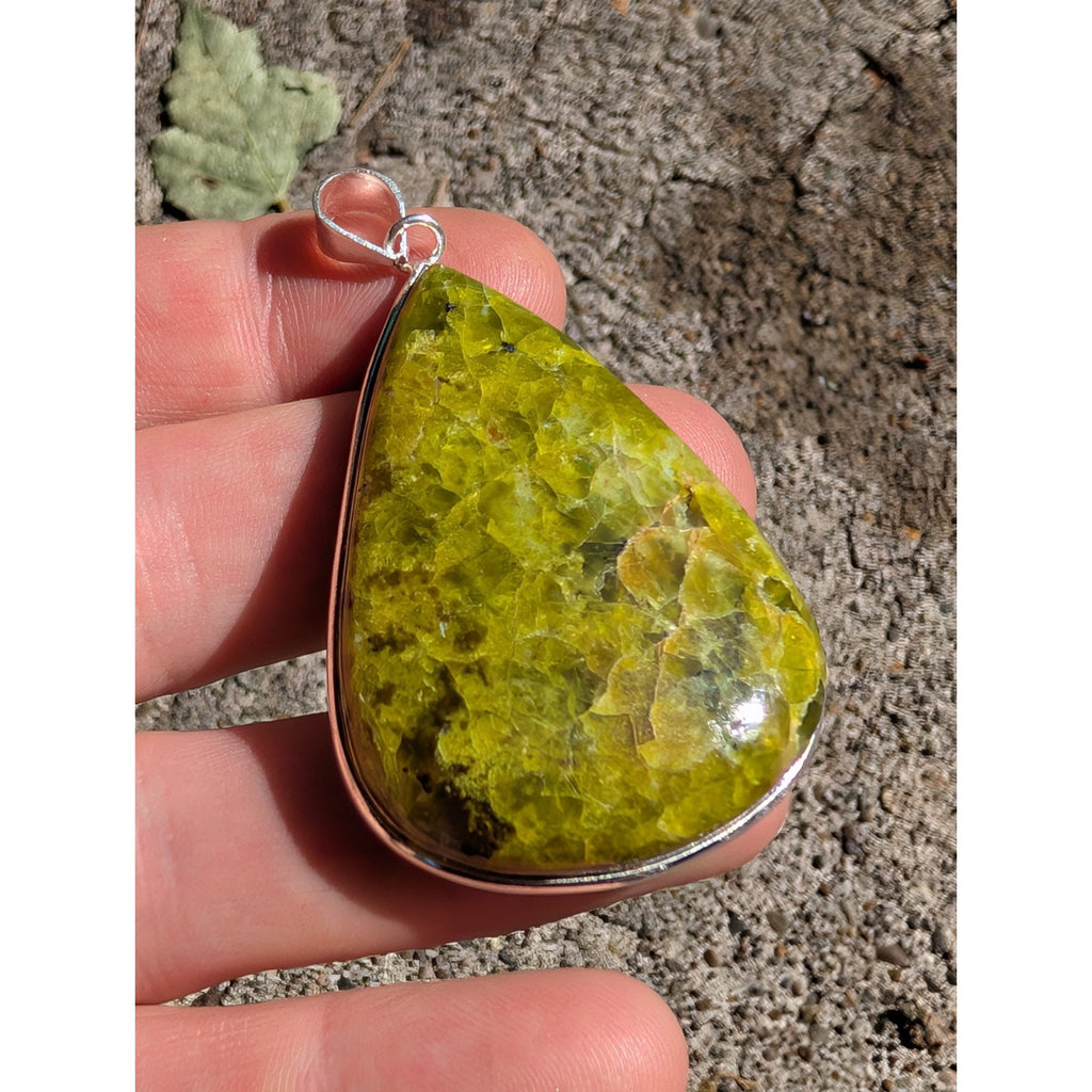 Peruvian GREEN OPAL Sterling Silver 925 Statement Pendant New 25g
