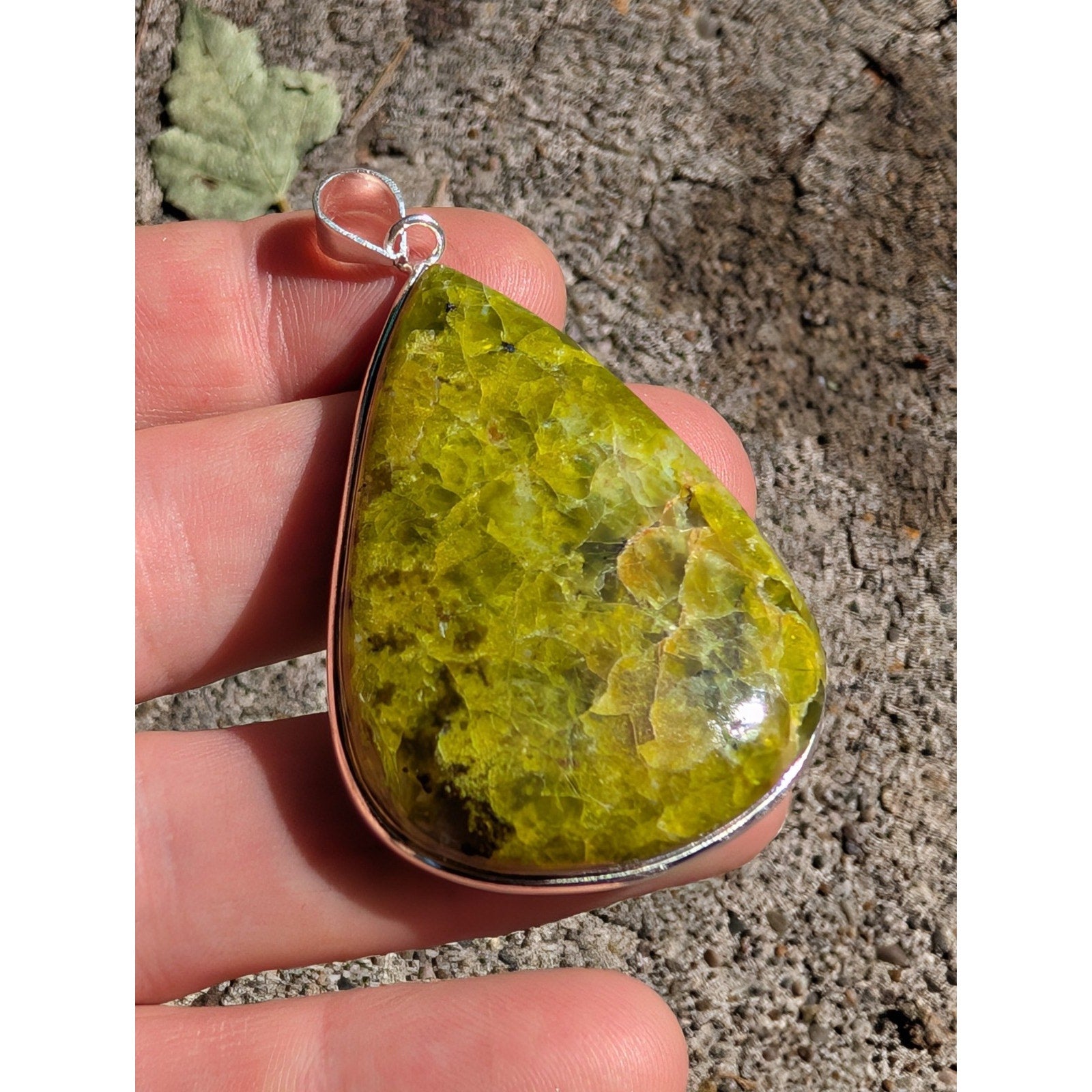 Peruvian GREEN OPAL Sterling Silver 925 Statement Pendant New 25g