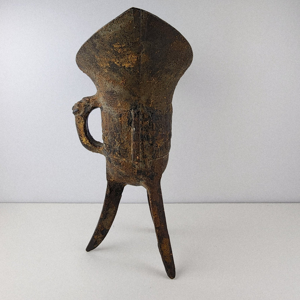 Chinese Bronze Jue Gilt Splashed Archaistic Tripod Wine Vessel Replica