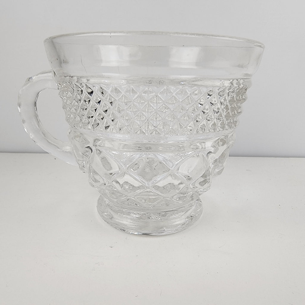 Glass Anchor Hocking Wexford Footed Punch Cup w/ Diamond Pattern Set of 7